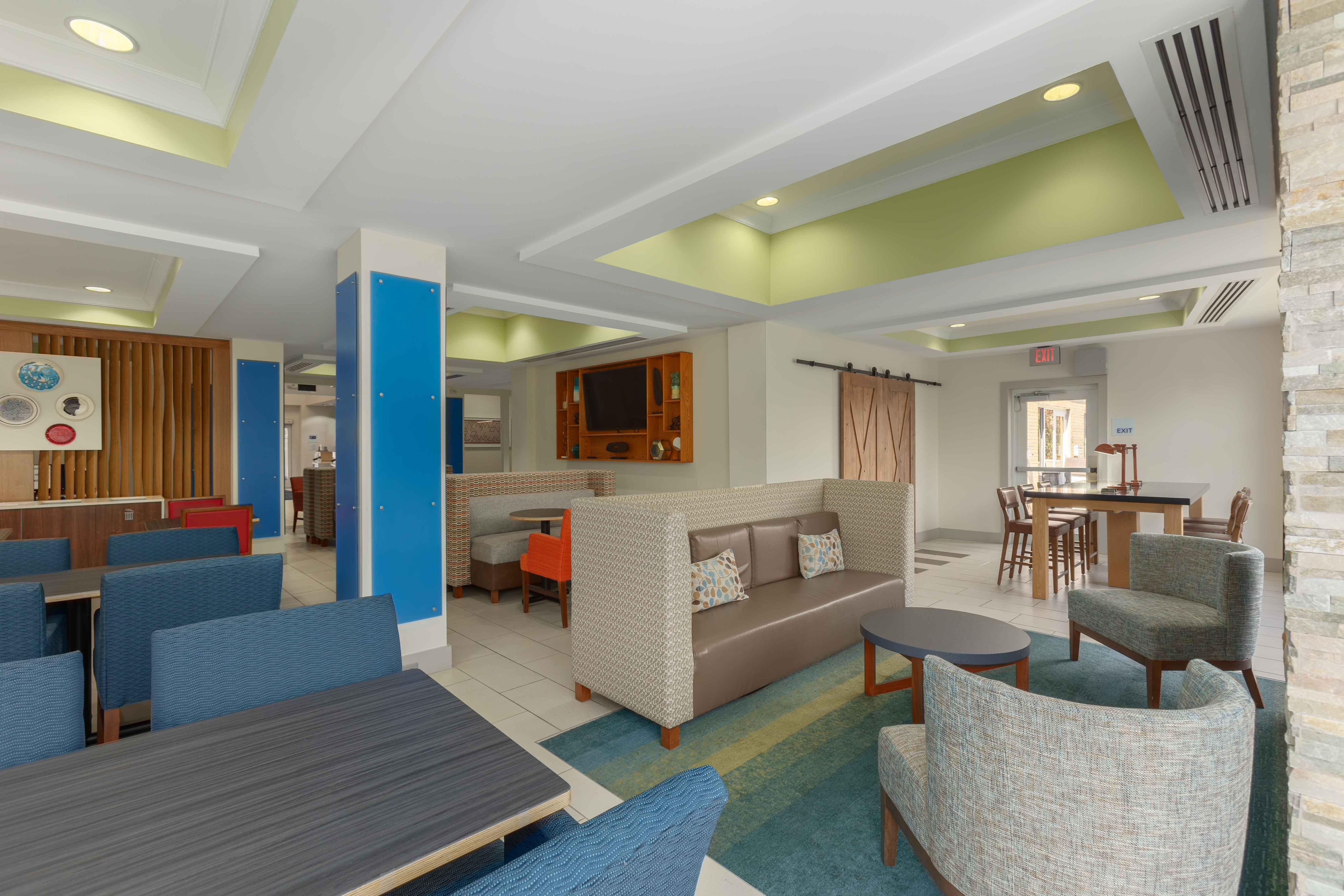 Holiday Inn Express Hotel & Suites Binghamton University-Vestal By Ihg Экстерьер фото